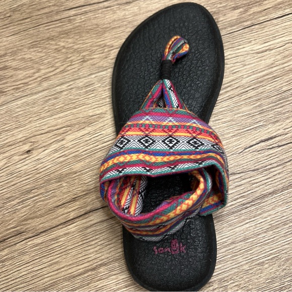 Sanuk Multicolor Tribal Sandal - Picture 1 of 9